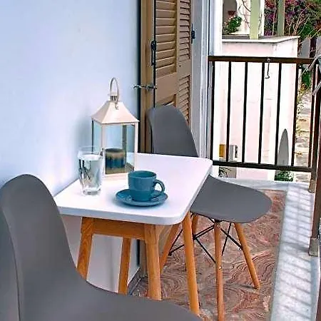 Grandma's Elegant In Naxos Town
