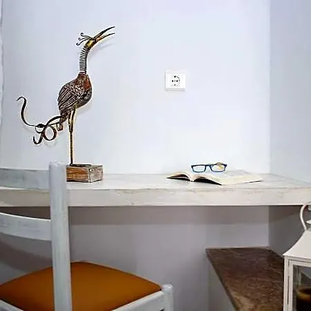 Grandma's Elegant In Naxos Town *